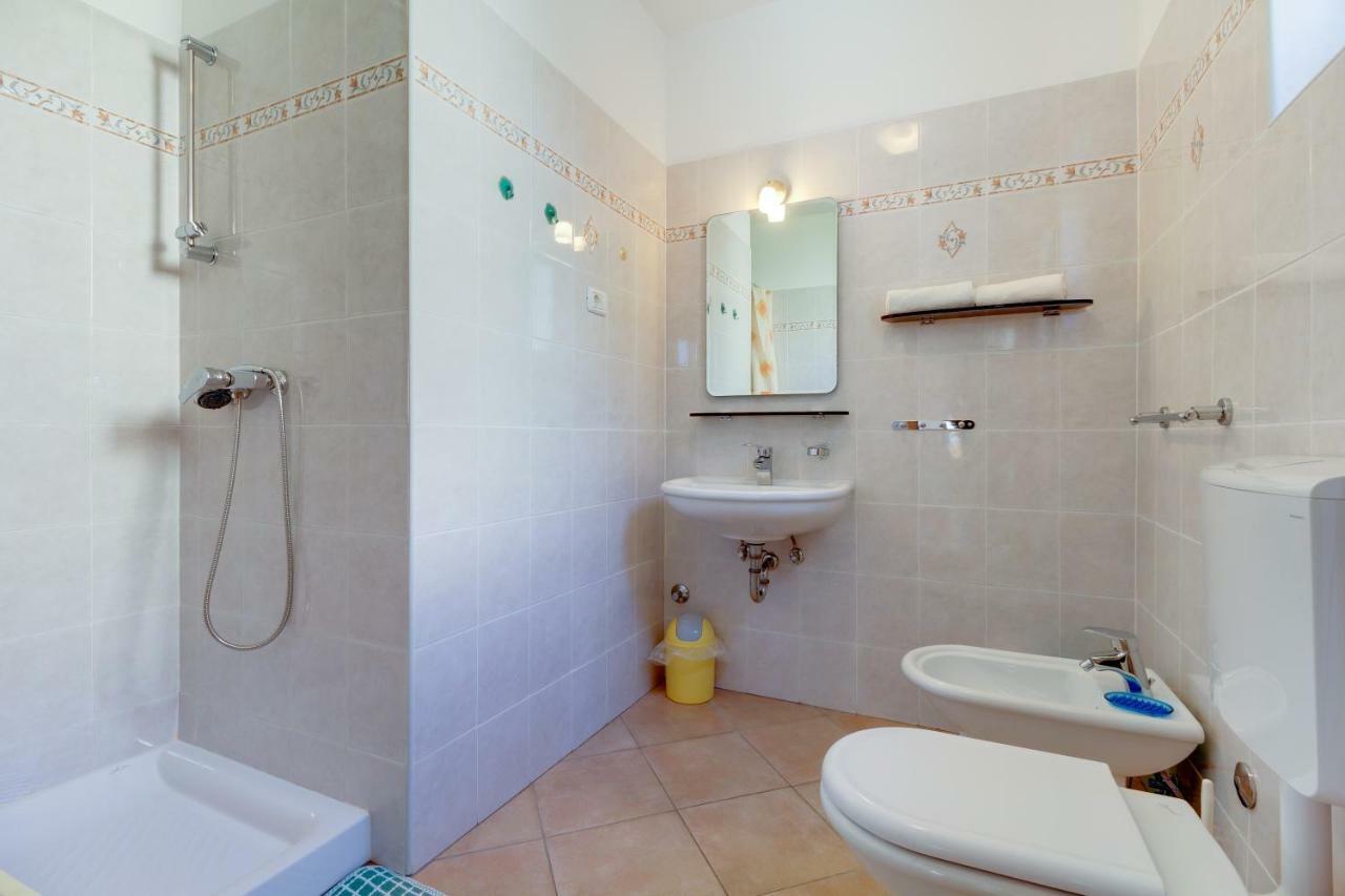 Apartmani Dorita Mali Losinj Exterior photo